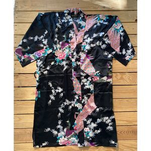 OLD SHANGHAI Floral Kimono Robe One Size Fits All